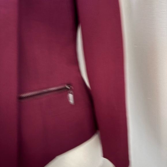 Kasper Burgundy Blazer Modern Minimalist Design - Picture 2 of 9